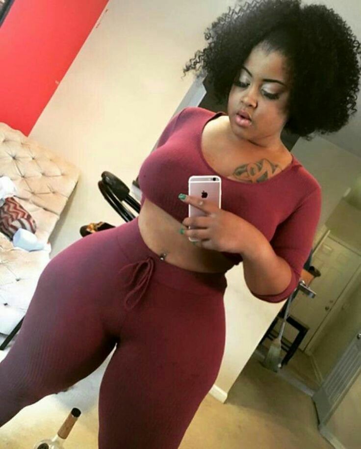 Big booty thick thighs big tits wide hips curvy girls